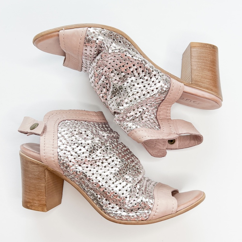 NWOT Bueno Footwear Udo Heels